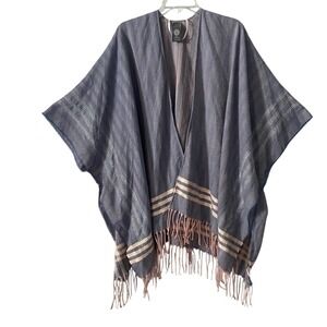 Vince Camuto Blue Herringbone Fringe Poncho Shawl One Size Relaxed Fit Boho‎